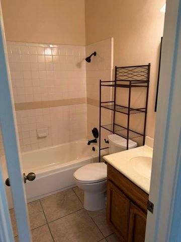 3012 Red Oak Drive, Belton, TX 76513
