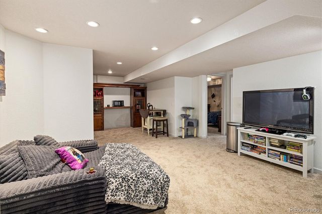 6863 Swadley Court, Arvada, CO 80004