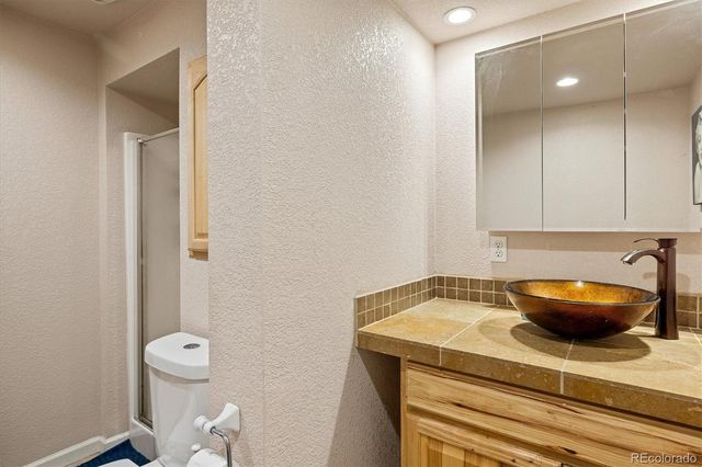 6863 Swadley Court, Arvada, CO 80004