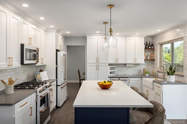 6863 Swadley Court, Arvada, CO 80004