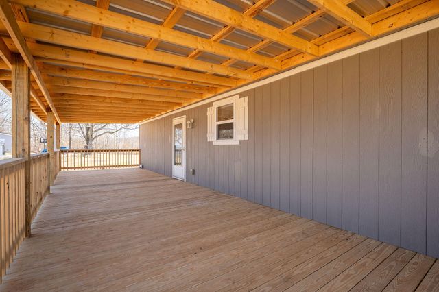 280 Kentucky 639, Albany, KY 42602