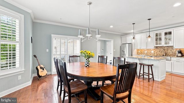 5 CHAPMAN AVE, Doylestown, PA 18901