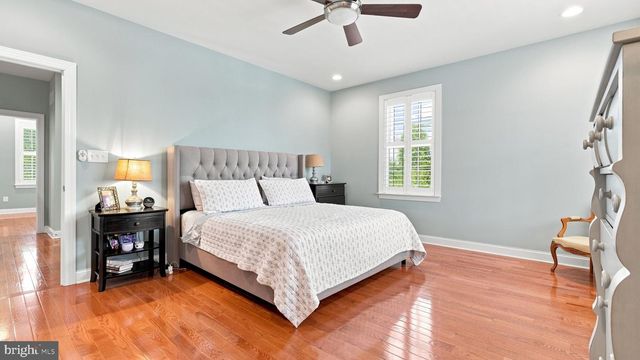 5 CHAPMAN AVE, Doylestown, PA 18901