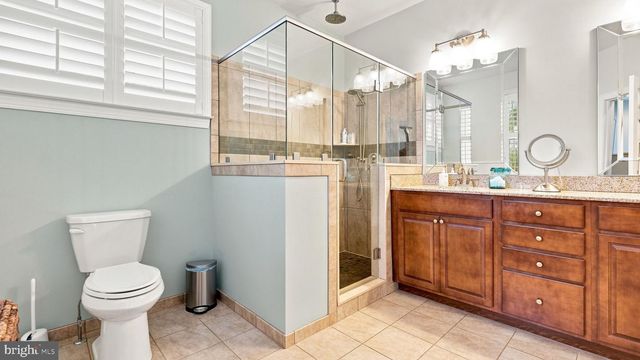 5 CHAPMAN AVE, Doylestown, PA 18901