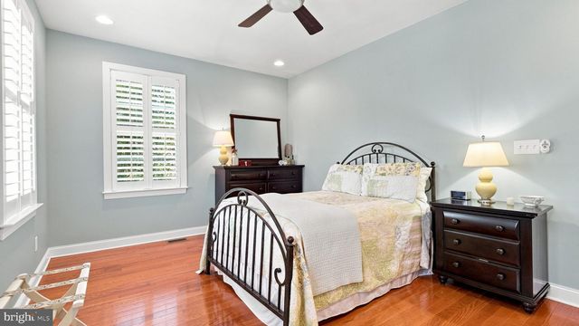 5 CHAPMAN AVE, Doylestown, PA 18901