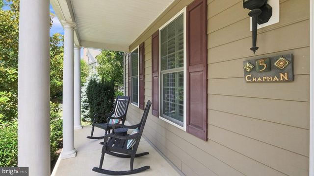 5 CHAPMAN AVE, Doylestown, PA 18901