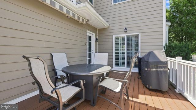 5 CHAPMAN AVE, Doylestown, PA 18901