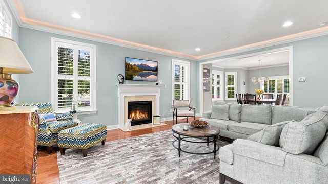 5 CHAPMAN AVE, Doylestown, PA 18901