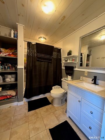 49 South Chapel Street, Torrington, CT 06790