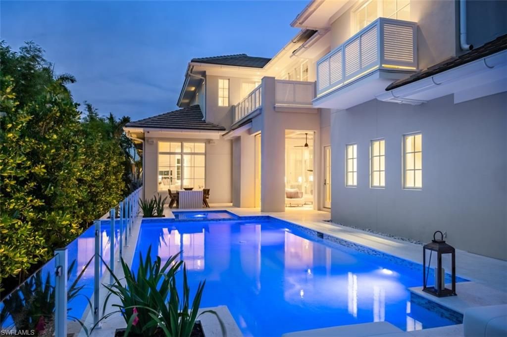 128 1ST AVE S, NAPLES, FL 34102 — photo 4