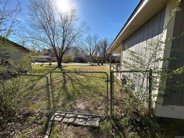 12 Waterfront Drive, Sherwood, AR 72120