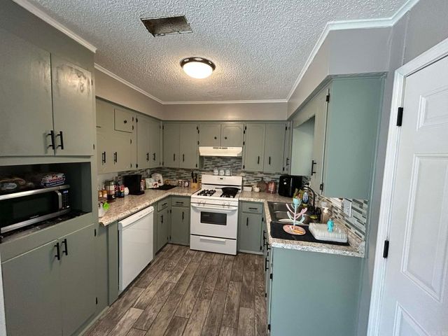 12 Waterfront Drive, Sherwood, AR 72120