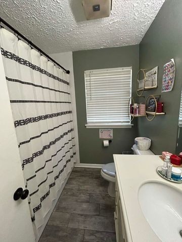 12 Waterfront Drive, Sherwood, AR 72120