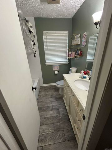 12 Waterfront Drive, Sherwood, AR 72120