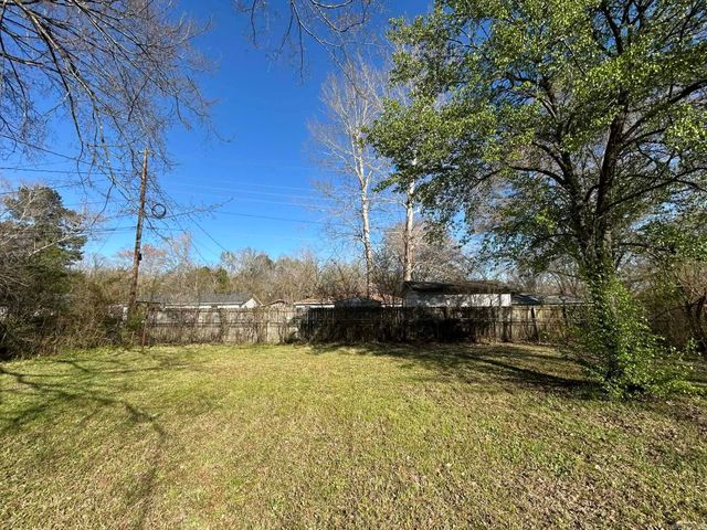 12 Waterfront Drive, Sherwood, AR 72120