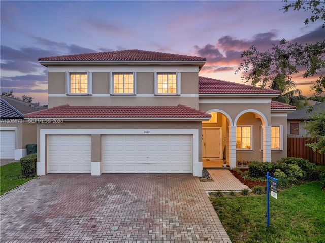 2002 NE 39th Ter, Homestead, FL 33033