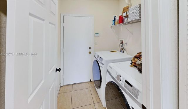 2002 NE 39th Ter, Homestead, FL 33033