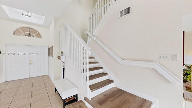 2002 NE 39th Ter, Homestead, FL 33033