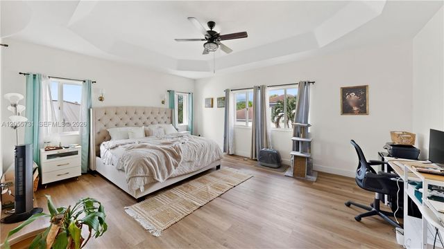 2002 NE 39th Ter, Homestead, FL 33033