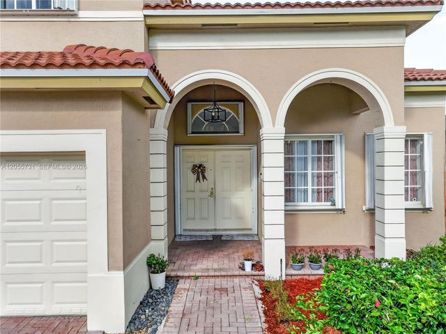 2002 NE 39th Ter, Homestead, FL 33033