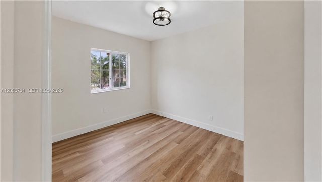 2002 NE 39th Ter, Homestead, FL 33033