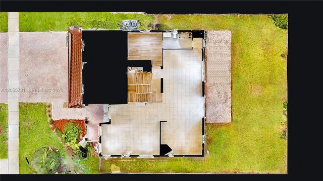 2002 NE 39th Ter, Homestead, FL 33033