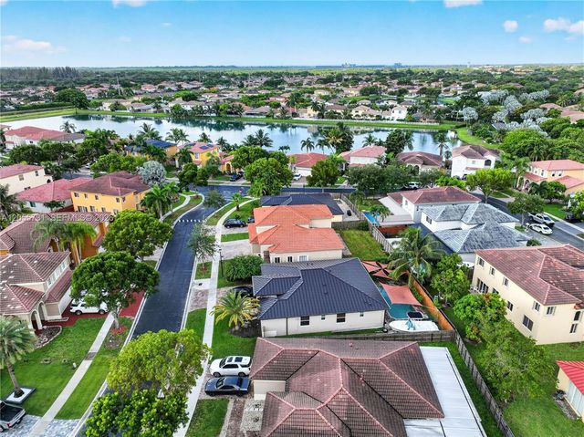 2002 NE 39th Ter, Homestead, FL 33033