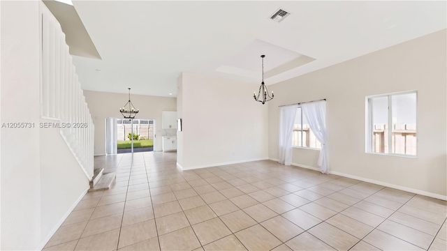 2002 NE 39th Ter, Homestead, FL 33033