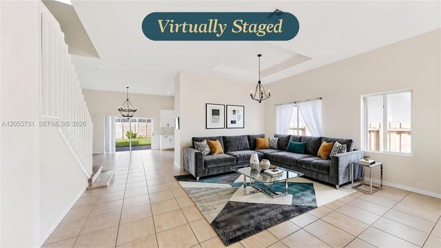 2002 NE 39th Ter, Homestead, FL 33033