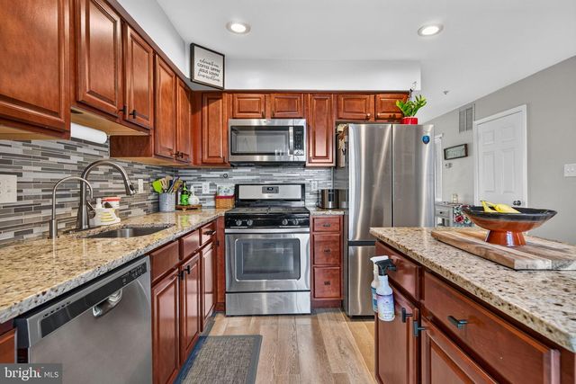 137 BUCKINGHAM WAY, Mount Laurel, NJ 08054