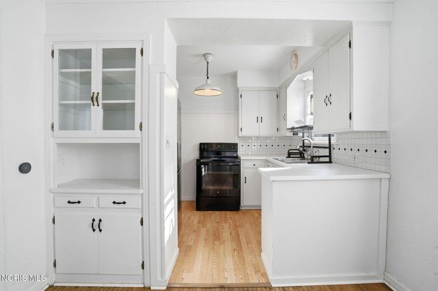 5815 W Bancroft Street, Toledo, OH 43615