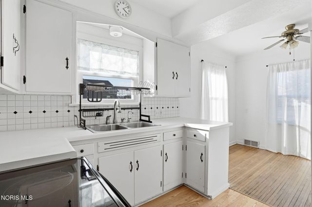 5815 W Bancroft Street, Toledo, OH 43615