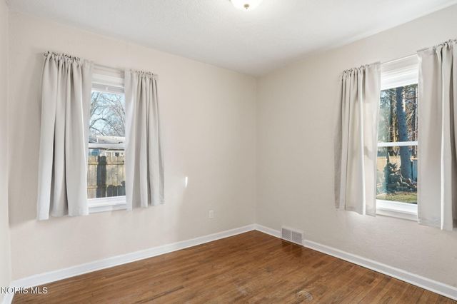 5815 W Bancroft Street, Toledo, OH 43615