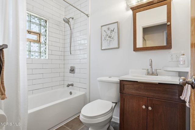 5815 W Bancroft Street, Toledo, OH 43615