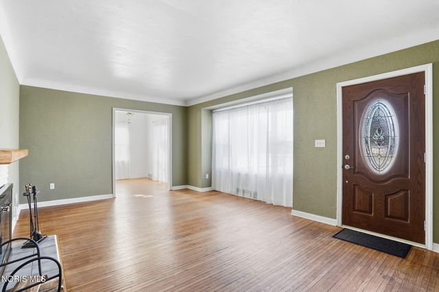 5815 W Bancroft Street, Toledo, OH 43615