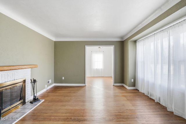 5815 W Bancroft Street, Toledo, OH 43615