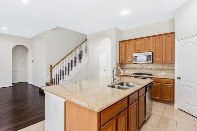 24322 Bella Florence Drive, Richmond, TX 77406