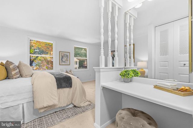 8449 SUGAR CREEK LN, Springfield, VA 22153