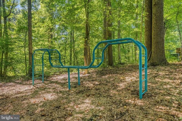 8449 SUGAR CREEK LN, Springfield, VA 22153