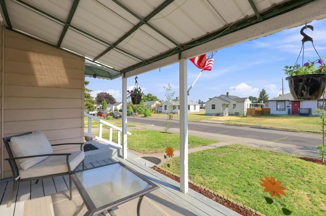 307 E Rockwell Ave, Spokane, WA 99207