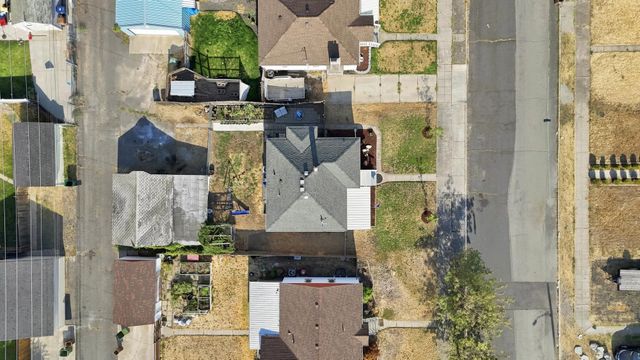 307 E Rockwell Ave, Spokane, WA 99207