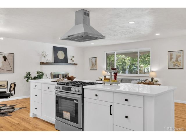1569 S Lee St, Denver, CO 80232