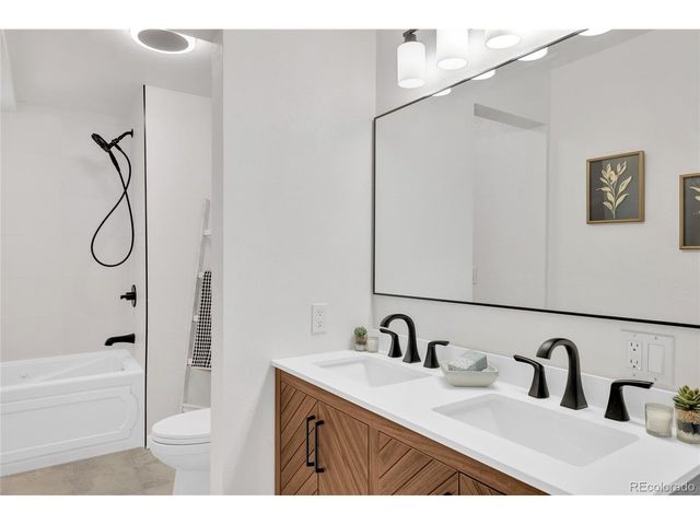1569 S Lee St, Denver, CO 80232
