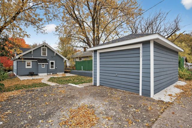 3533 14th Avenue S, Minneapolis, MN 55407