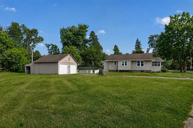 2815 Overhill Road, Jackson, MI 49203