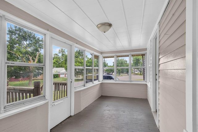 2815 Overhill Road, Jackson, MI 49203