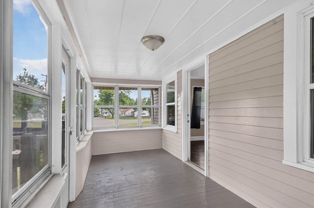 2815 Overhill Road, Jackson, MI 49203