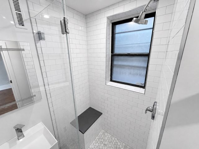 65 Burbank 10, Boston, MA 02115