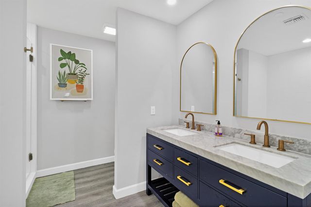 5520 N Harbor Village Drive 105, Vero Beach, FL 32967