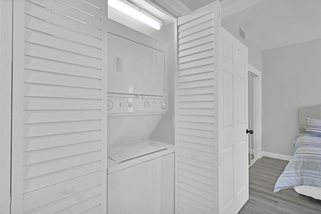 5520 N Harbor Village Drive 105, Vero Beach, FL 32967